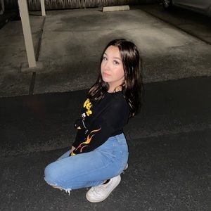 Meet your Posher, Leyla